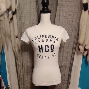 HOLLISTER t-shirt